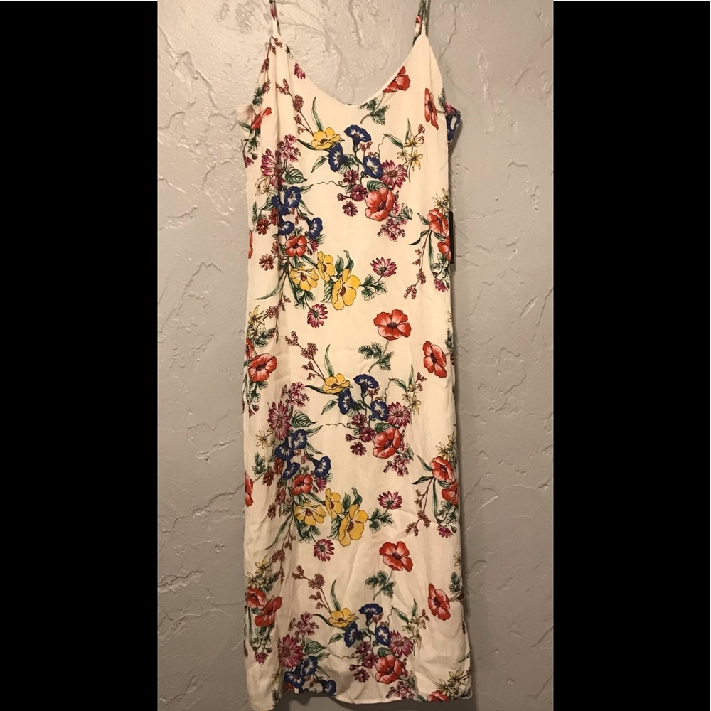 NWT EXPRESS White w/ colorful flowers lined dress.